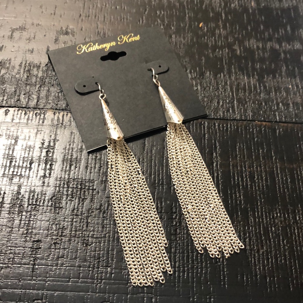 NWT Katheryn Kent Silver Tone Drop Earrings!